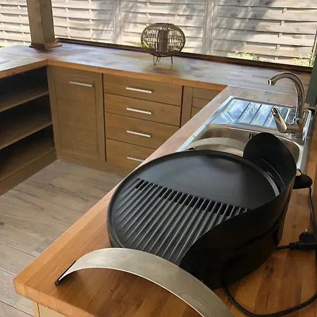 Mokus Apartmanhaz 度假居 巴拉顿扎佐