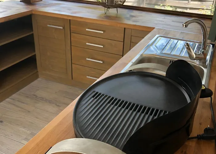 Mokus Apartmanhaz Tatil Evi Balatonszarszo